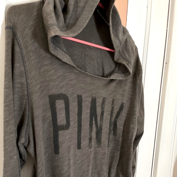 | 𝘊𝘰𝘮𝘧𝘺 𝘖𝘷𝘦𝘳𝘴𝘪𝘻𝘦𝘥 𝘗𝘐𝘕𝘒 𝘏𝘰𝘰𝘥𝘪𝘦 | - Picture 3 of 6